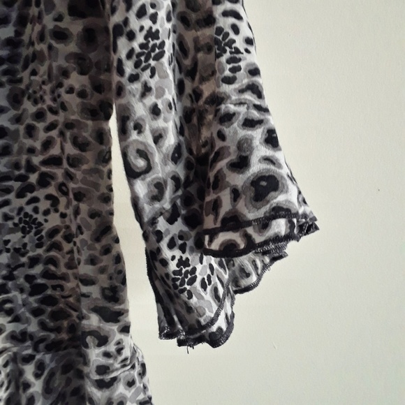 Mark and Spencer Leopard Ruffle Blouse - Picture 5 of 8